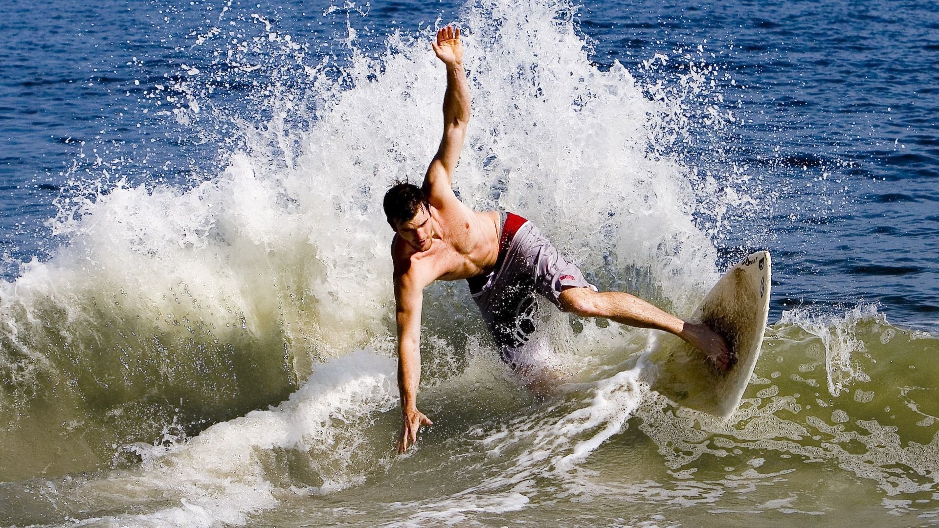 开云体育入口-库里参加脱口秀现场气氛爆棚，库里节目